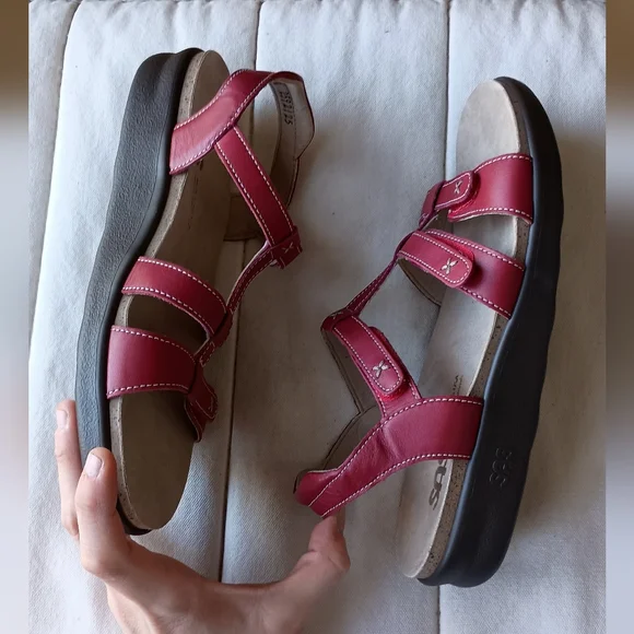 SAS Red Leather Strap Sandals_9.5 W - Picture 6 of 6